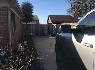 1009 Falcon Dr, Kennett, MO 63857