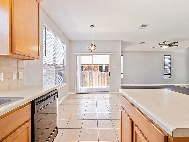 11100 Los Comancheros Rd — Photo 8