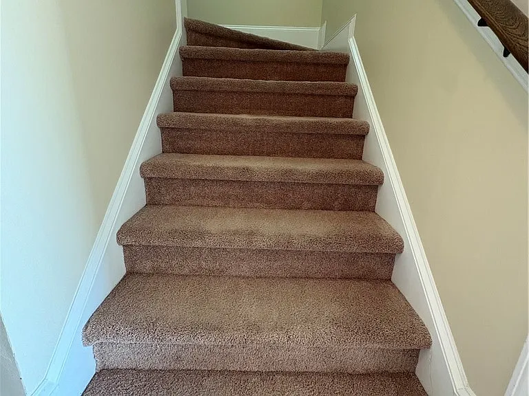 365 Roanoke Dr — Photo 19