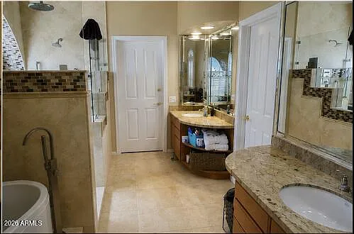 13065 E Shangri La Rd — Photo 7