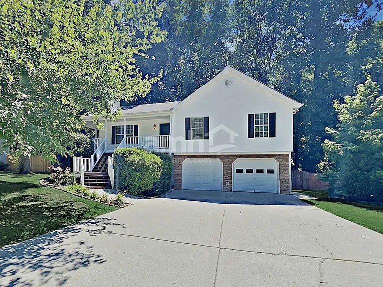 325 Split Rail Way — Photo 1