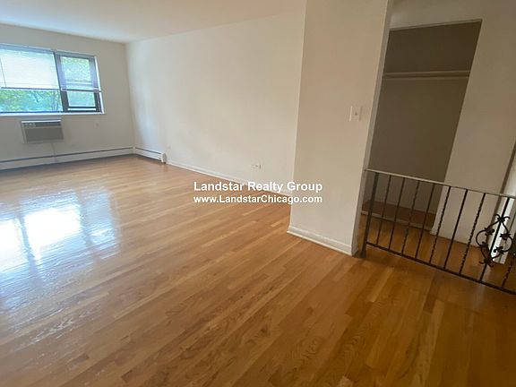 3rd image of 6163 N Kenmore Ave #301