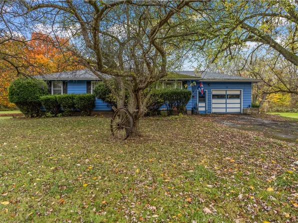 6320 Freeman Rd, Byron, NY 14422