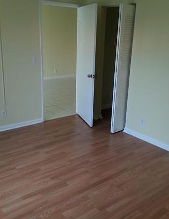 4th image of 8750 N Sherman Cir APT 207
