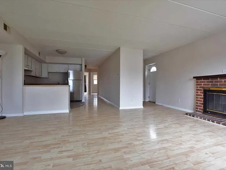 216 W Chester Pike #A — Photo 7