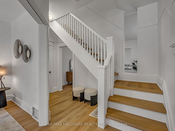 4th image of 49 Ravina Cres
