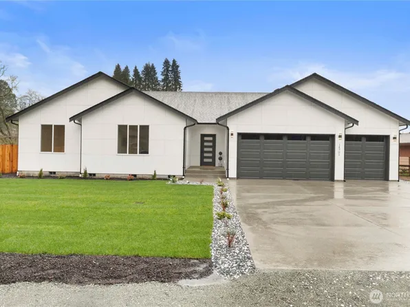 14701 11th Avenue Ct E, Tacoma, WA 98445