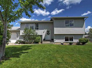 5514 N Haye St, Newman Lake, WA 99025