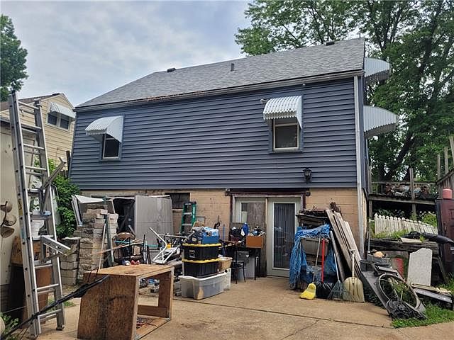 2nd image of 1334 Randall Rd