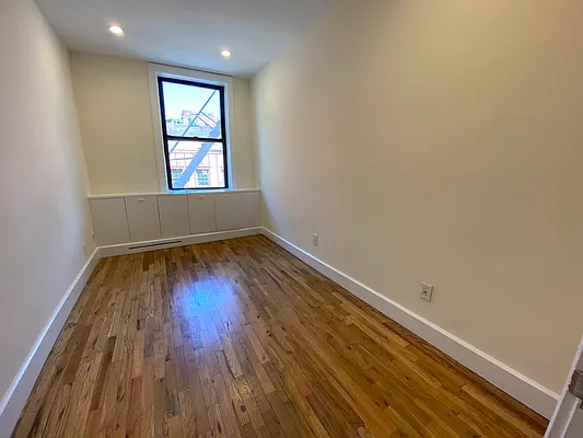 Rented by Village Living Realty | media 18