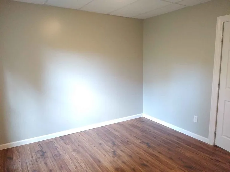 139 Main St #B — Photo 9