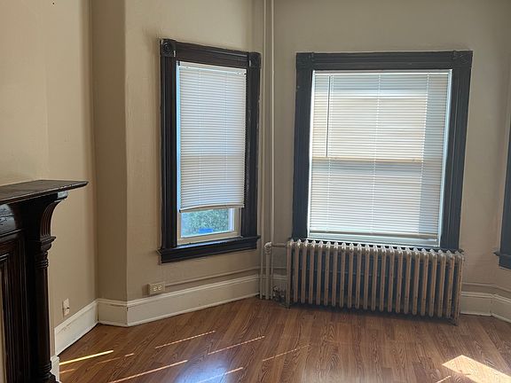 2nd image of 107 Hungerford St Floor 2