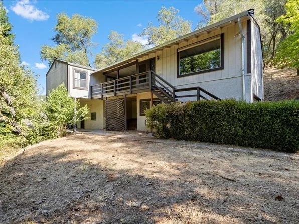 10765 Voyiatzes Rd, Auburn, CA 95603