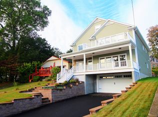 29 W Shore Rd, Denville, NJ 07834