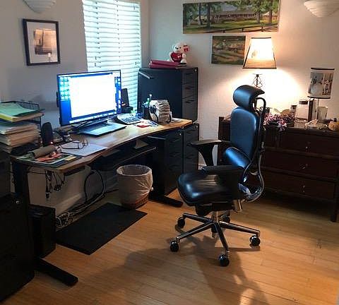 2nd image of 422 Julia Pl Unit A