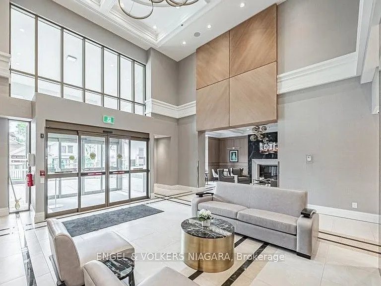 5698 Main St #406 — Photo 4
