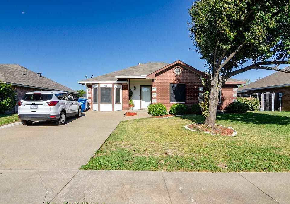 1st image of 1209 Brittany Way