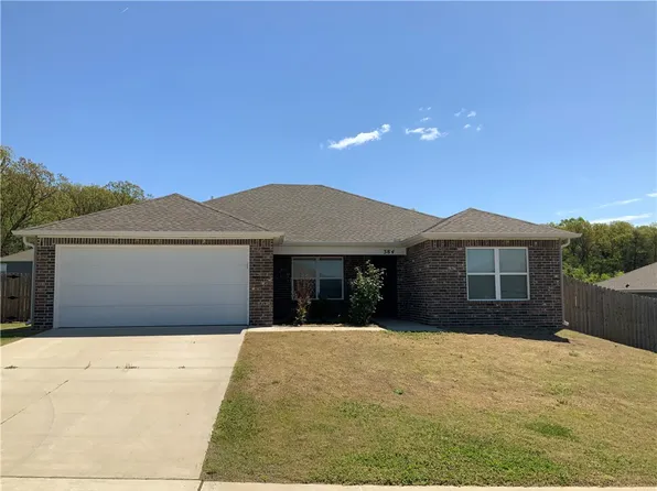 384 Evans St, Huntsville, AR 72740