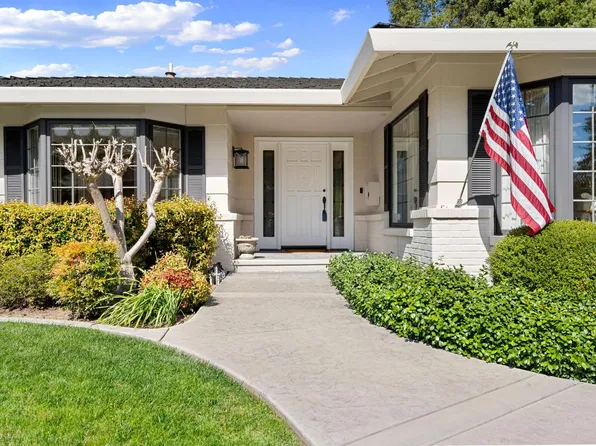 1574 Barnett Cir, Carmichael, CA 95608
