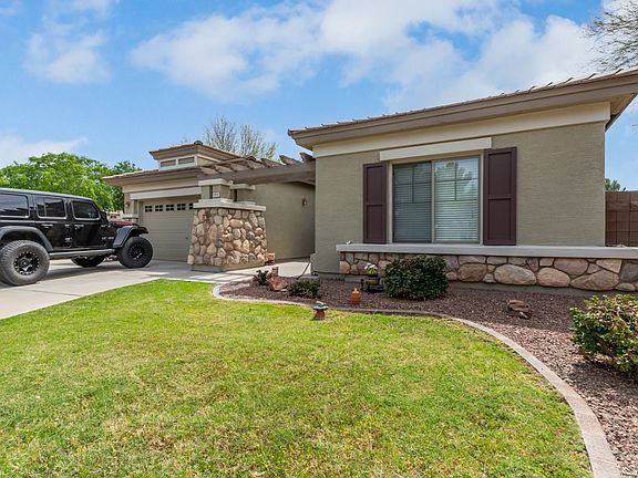 4th image of 19043 E Kingbird Dr
