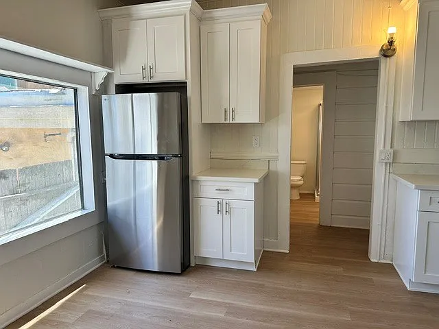 261 Irving Ave — Photo 3