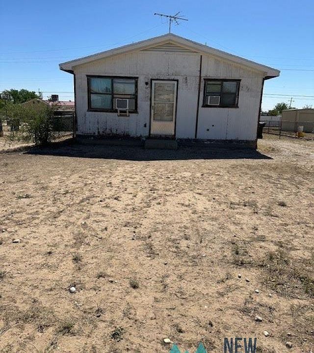 1st image of 216 N 9th St