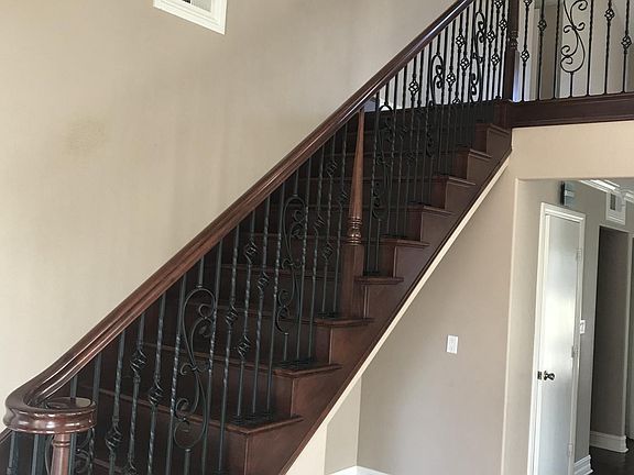 4th image of 1328 Yorba Ct