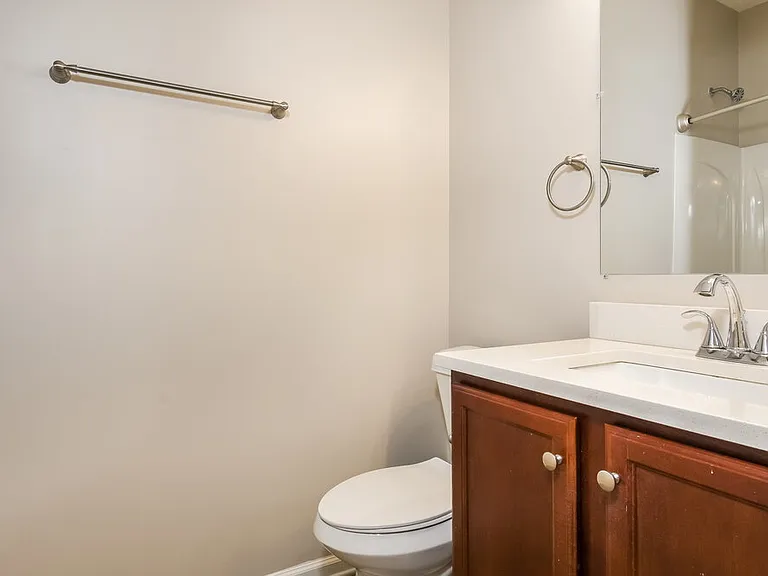 2110 Valley Creek Dr — Photo 16