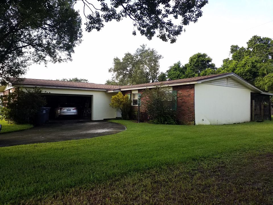 1st image of 2160 Alexander Dr