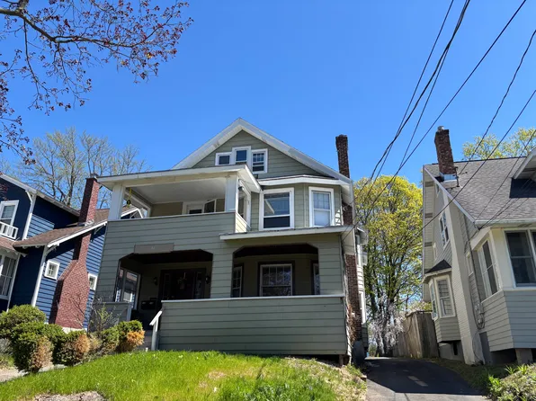 84 Pinewood Ave #1, Albany, NY 12208