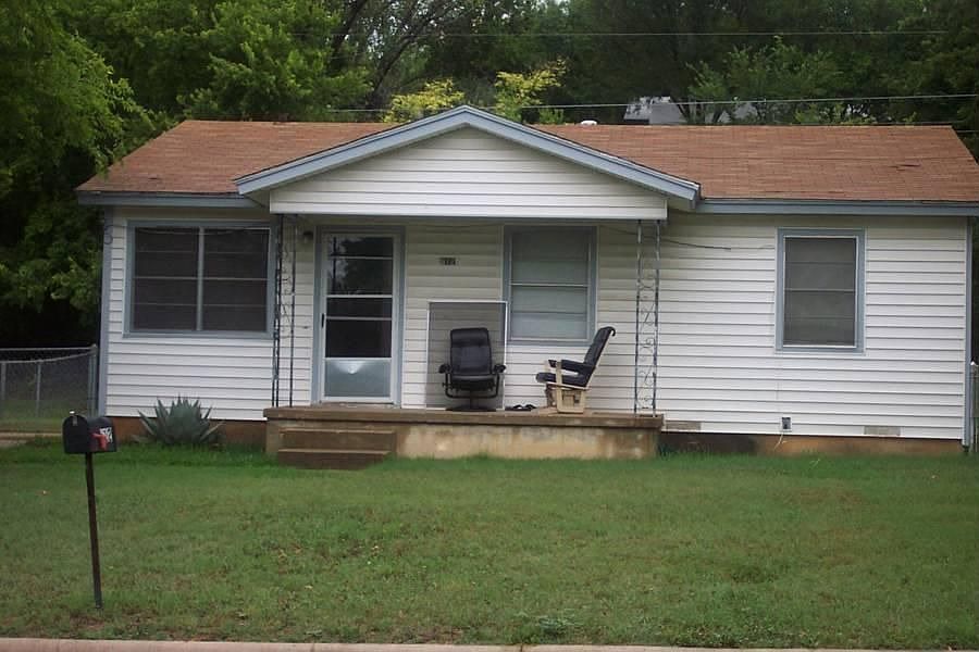1st image of 612 Hill St