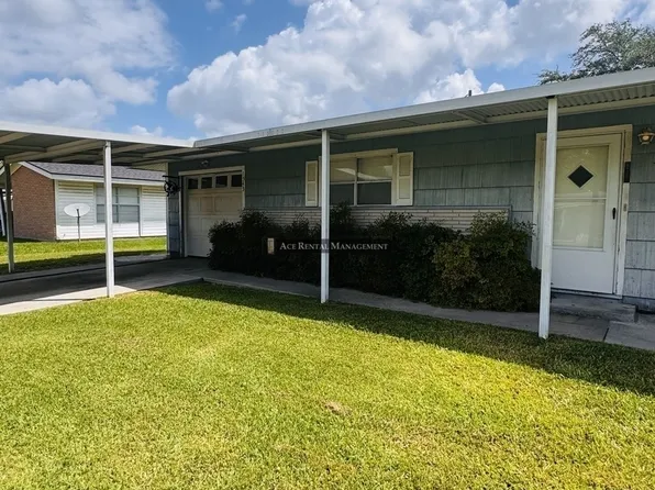 1543 Alamo St, Orange, TX 77630