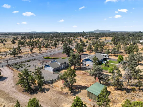 1923 NE Upas Ave, Redmond, OR 97756