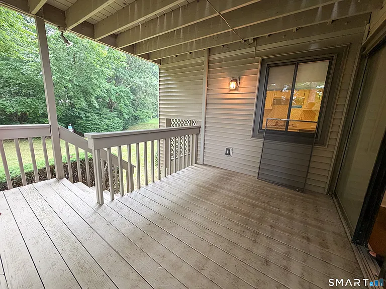 14 Greenbriar Dr #F — Photo 14