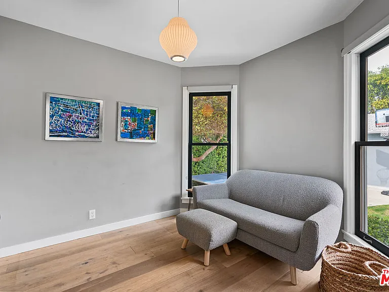 12939 Dickens St — Photo 15