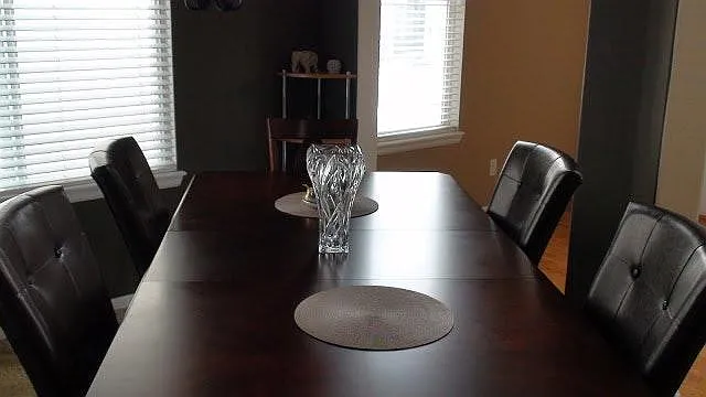 Formal Dining
