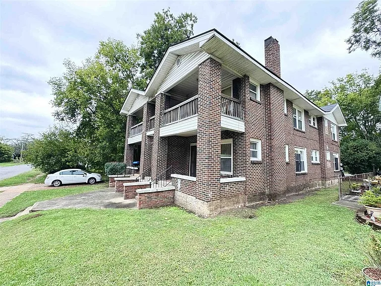 737 40th Pl #A-1 — Photo 27