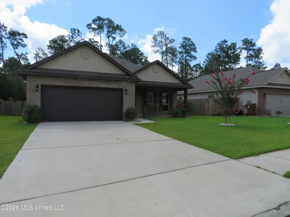11571 Caroline Ct, Gulfport, MS 39503