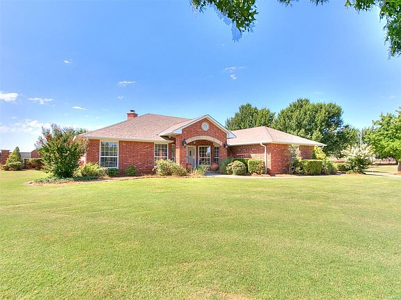 2nd image of 1206 Blugil Dr NE