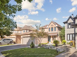 24 Dawlish Ave, Aurora, ON L4G 6R5