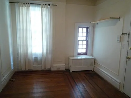 Sold by Raz Realty | media 7