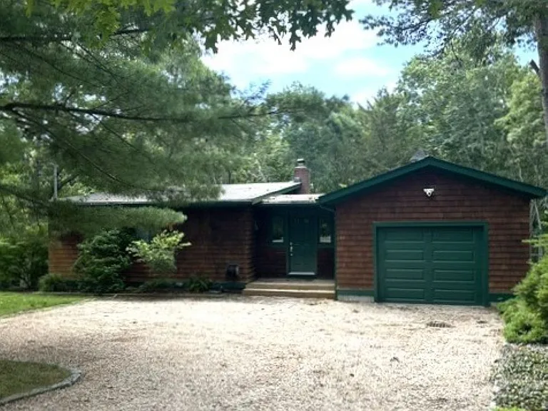 44 Lynn Ave — Photo 12