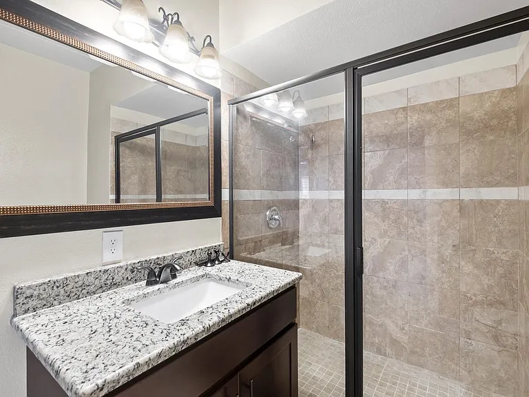 1706 Michigan Ave — Photo 14