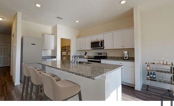 2nd image of 1861 Purtis Creek Dr