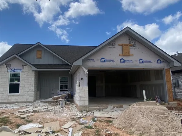 1226 Patriot Dr, College Station, TX 77845