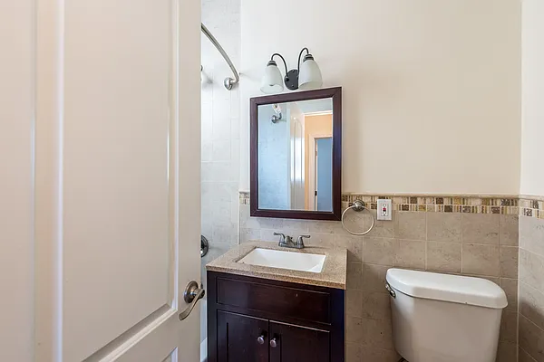 Rented by Nooklyn NYC LLC | media 15