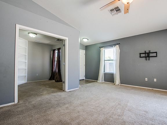 4th image of 656 W Calle Marojo
