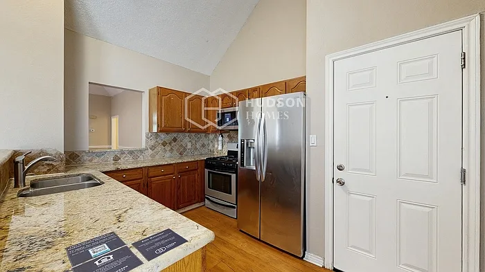 907 Walters Dr — Photo 10