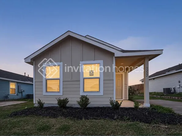 3222 Crestone Dr, Crandall, TX 75114