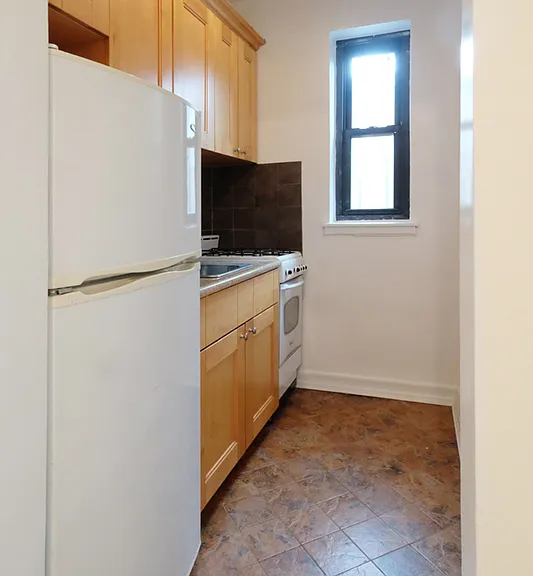 70 Clark St #2M — Photo 7